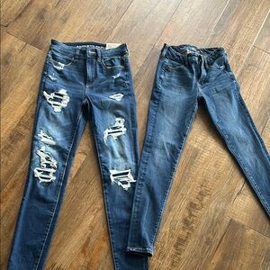 American Eagle Outfitters Blue Skinny Jeans Distressed and Classic